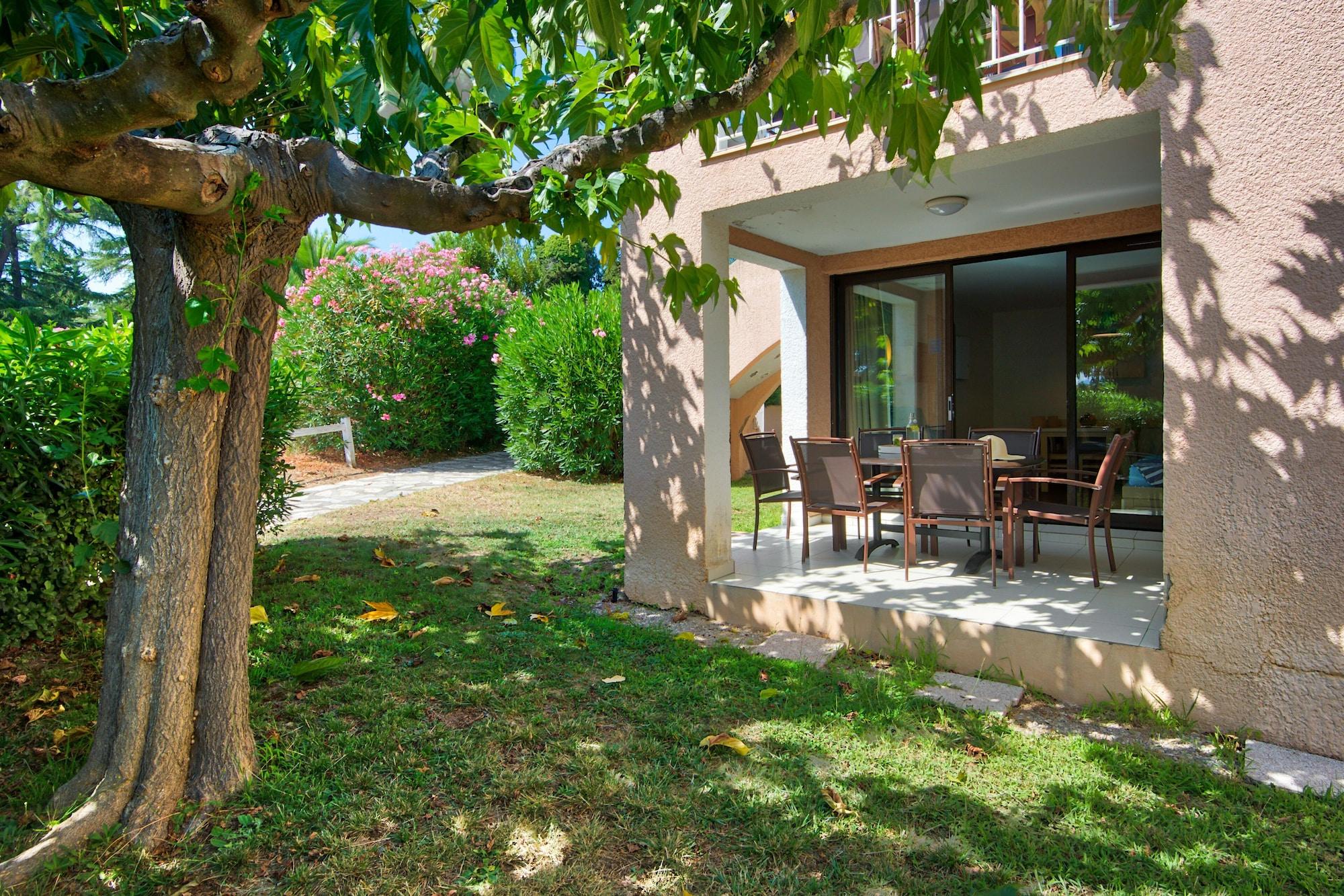 Residence Pierre & Vacances Les Parcs De غريمو المظهر الخارجي الصورة