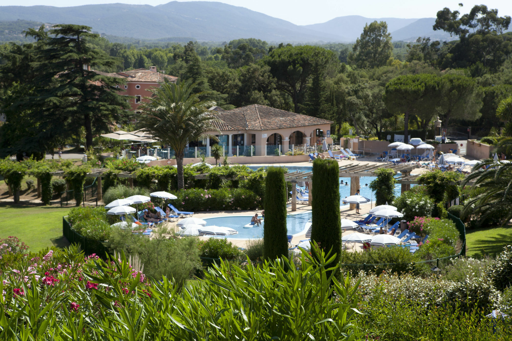 Residence Pierre & Vacances Les Parcs De غريمو المظهر الخارجي الصورة